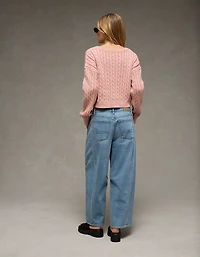 Chandail court à encolure en V tricot torsades AE