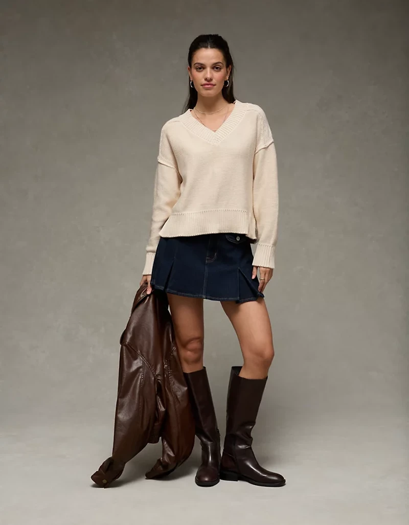 AE Long Weekend V-Neck Sweater