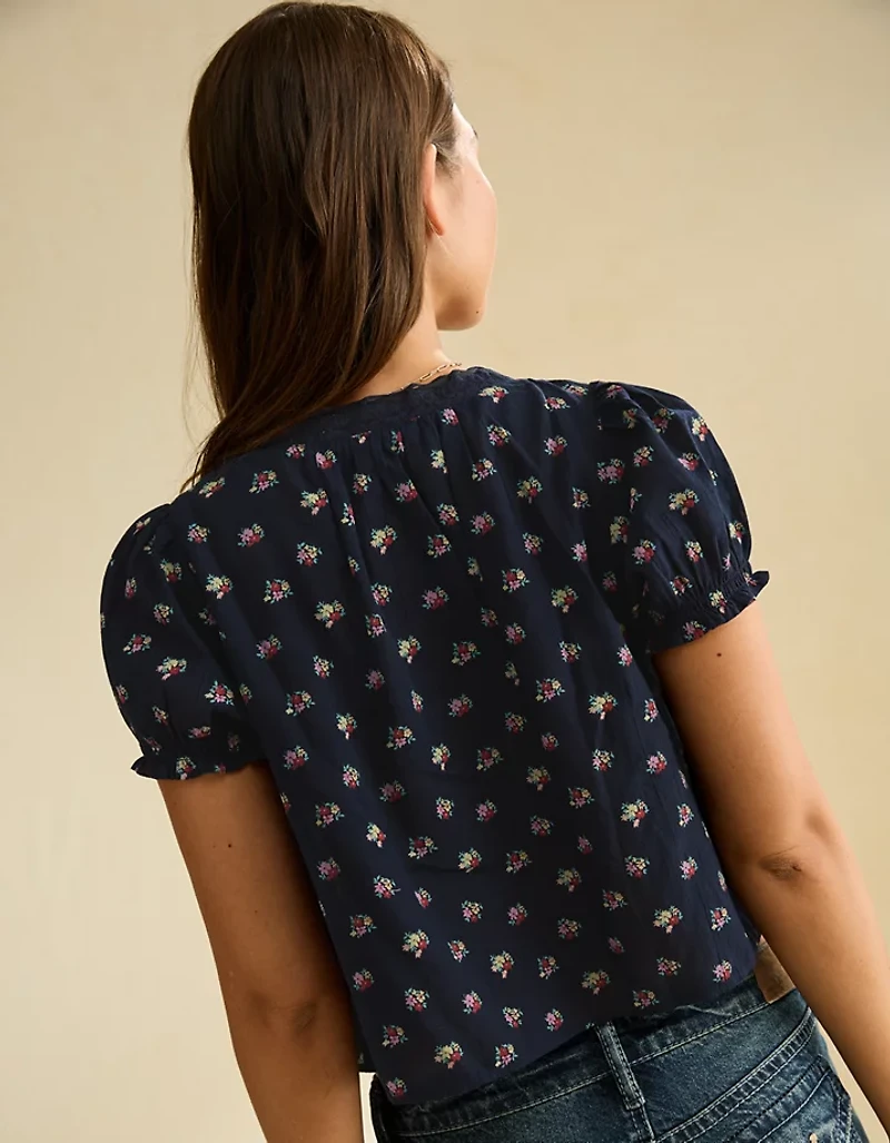 Haut à empiècement en dentelle l'avant AE