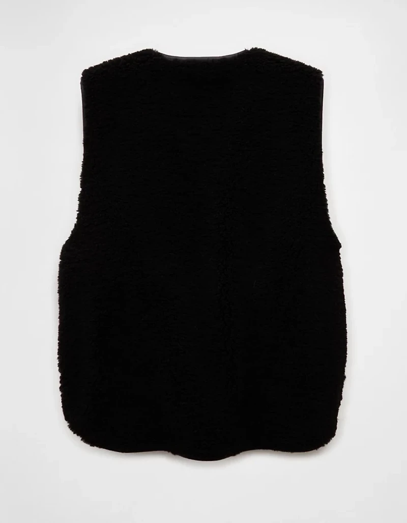 AE Sherpa Vest