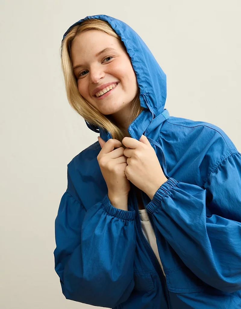 AE Cropped Windbreaker Jacket
