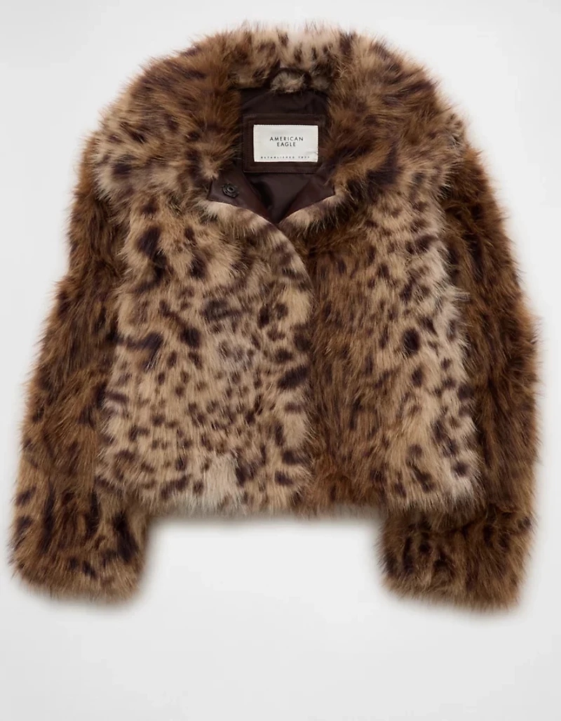 Manteau en fausse fourrure AE