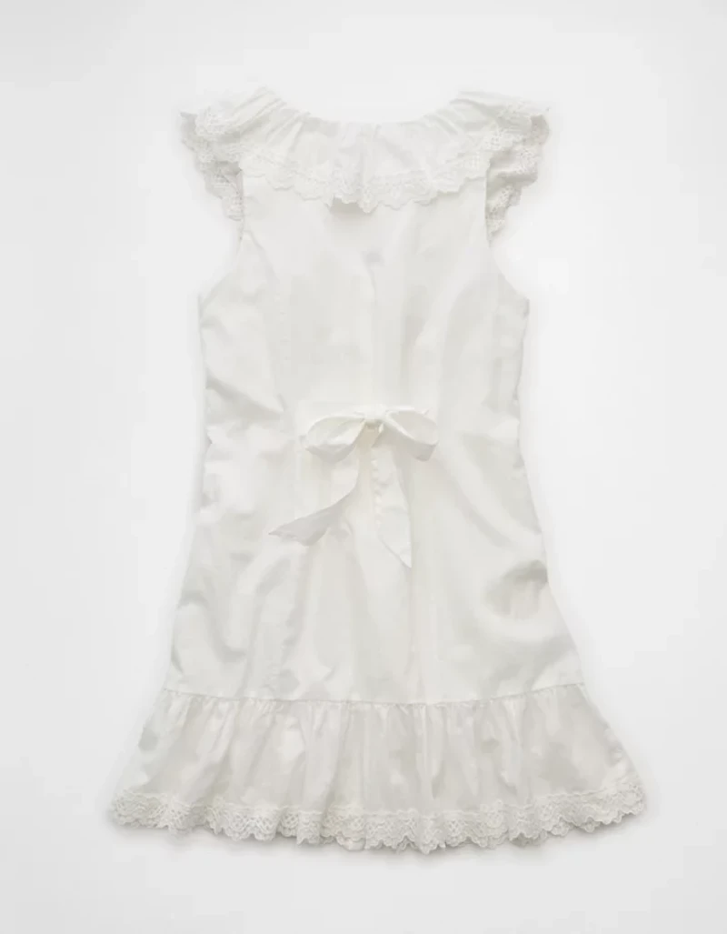 Minirobe à volants et dentelle AE
