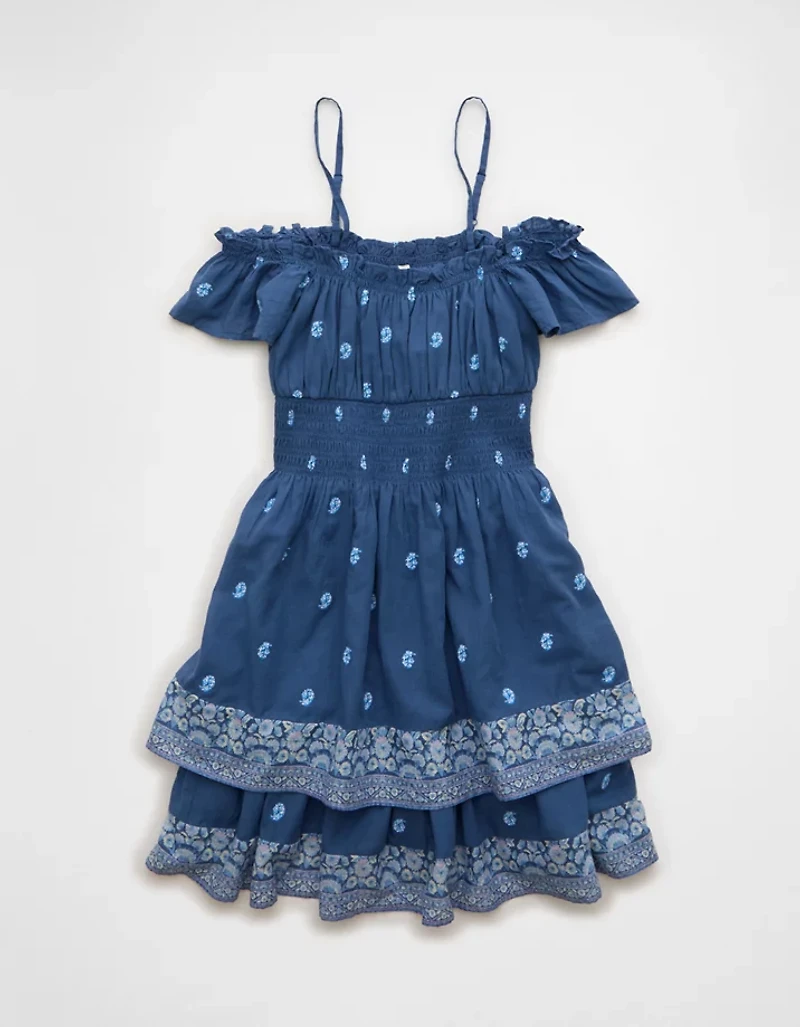 Minirobe à épaule dénudée et smocks AE