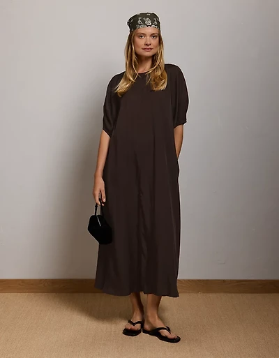 AE77 Open-Back Kaftan Midi Dress