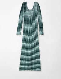 Robe mi-longue en tricot à manches longues AE