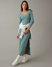 Robe mi-longue en tricot à manches longues AE