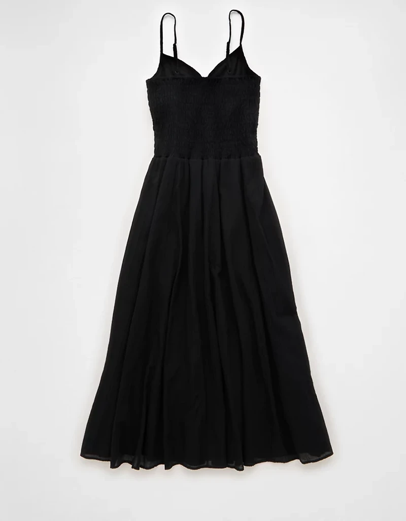 Robe mi-longue avec corsage à smocks et encolure en V AE