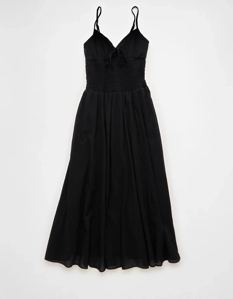 Robe mi-longue avec corsage à smocks et encolure en V AE