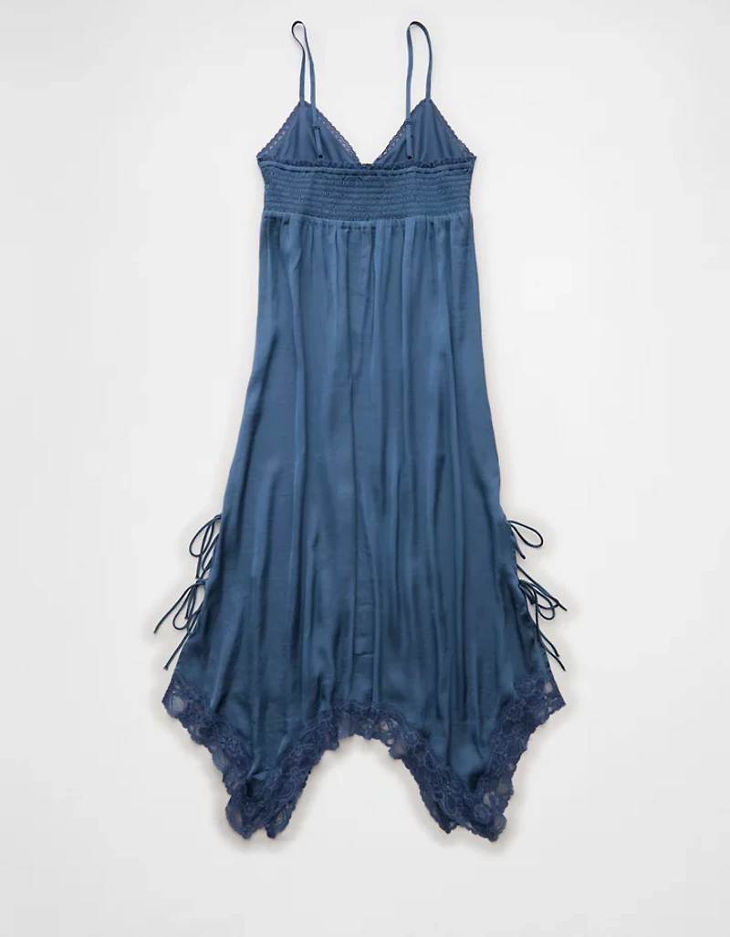 Robe à bretelles mi-longue nouée sur les côtés ourlet en pointes AE