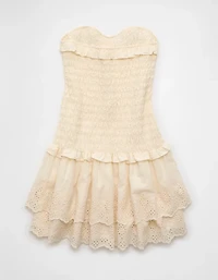 Minirobe à taille basse volants et smocks sans bretelles AE