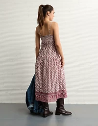 Robe mi-longue nouée sur le côté à encolure en V AE