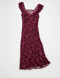 Robe mi-longue avec garniture en dentelle AE