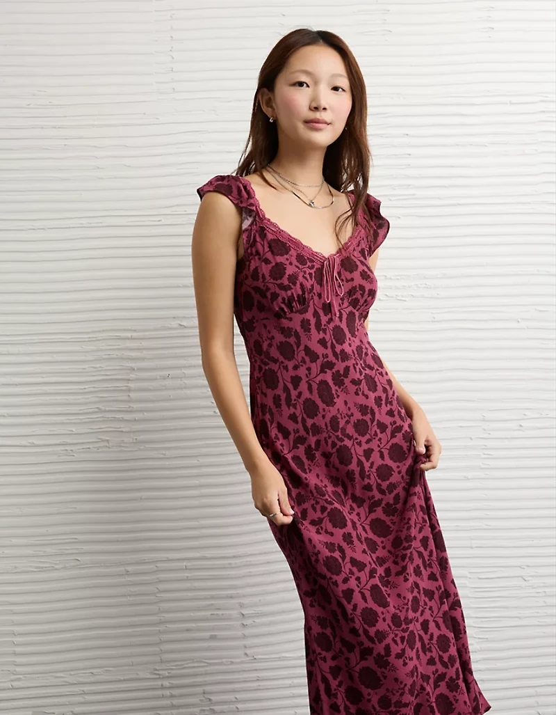 Robe mi-longue avec garniture en dentelle AE