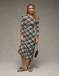 Robe mi-longue à ourlet asymétrique AE