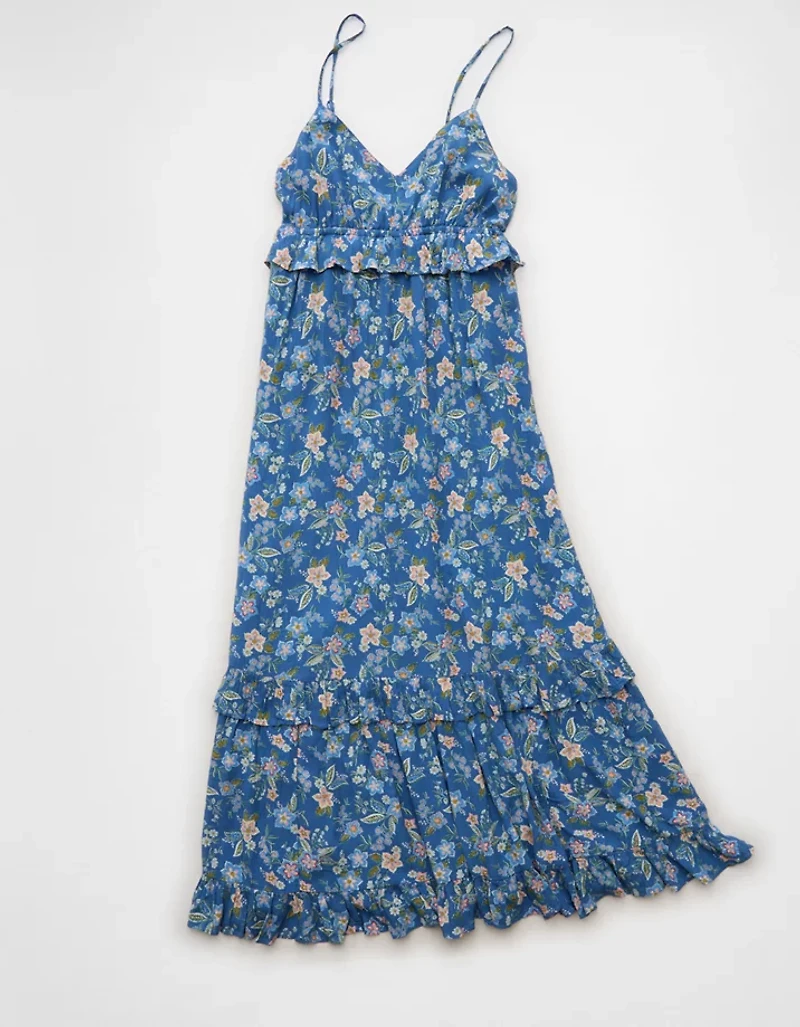 Robe mi-longue avec encolure en V et volants AE