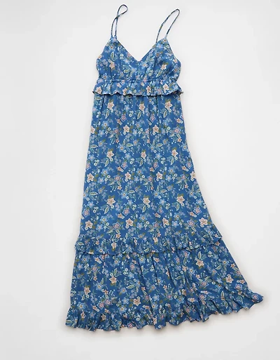 Robe mi-longue avec encolure en V et volants AE
