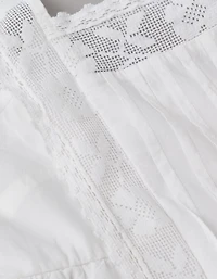 Minirobe à col carré et bordure en dentelle AE