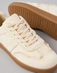 AE Femme Lace Sneaker