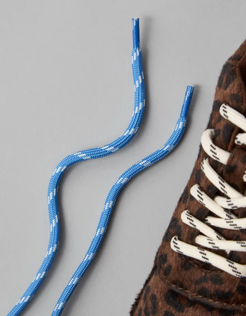 AE Low Retro Sneaker