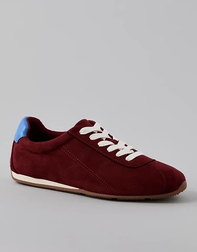 AE Low Pro Runner Sneaker