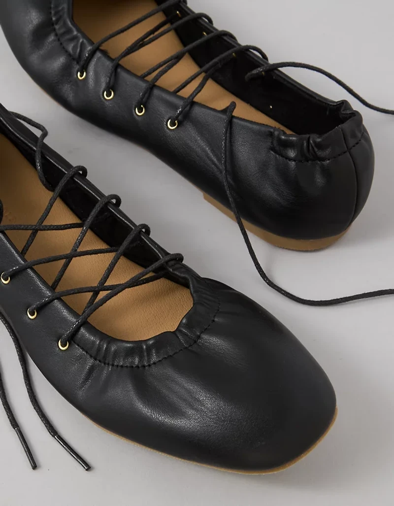 Ballerine à lacets AE