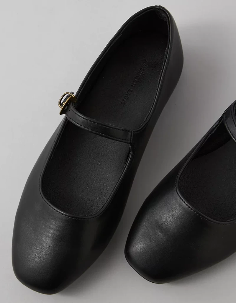 AE Mary Jane Flat