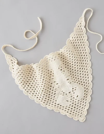 Bandana à motif au crochet AE