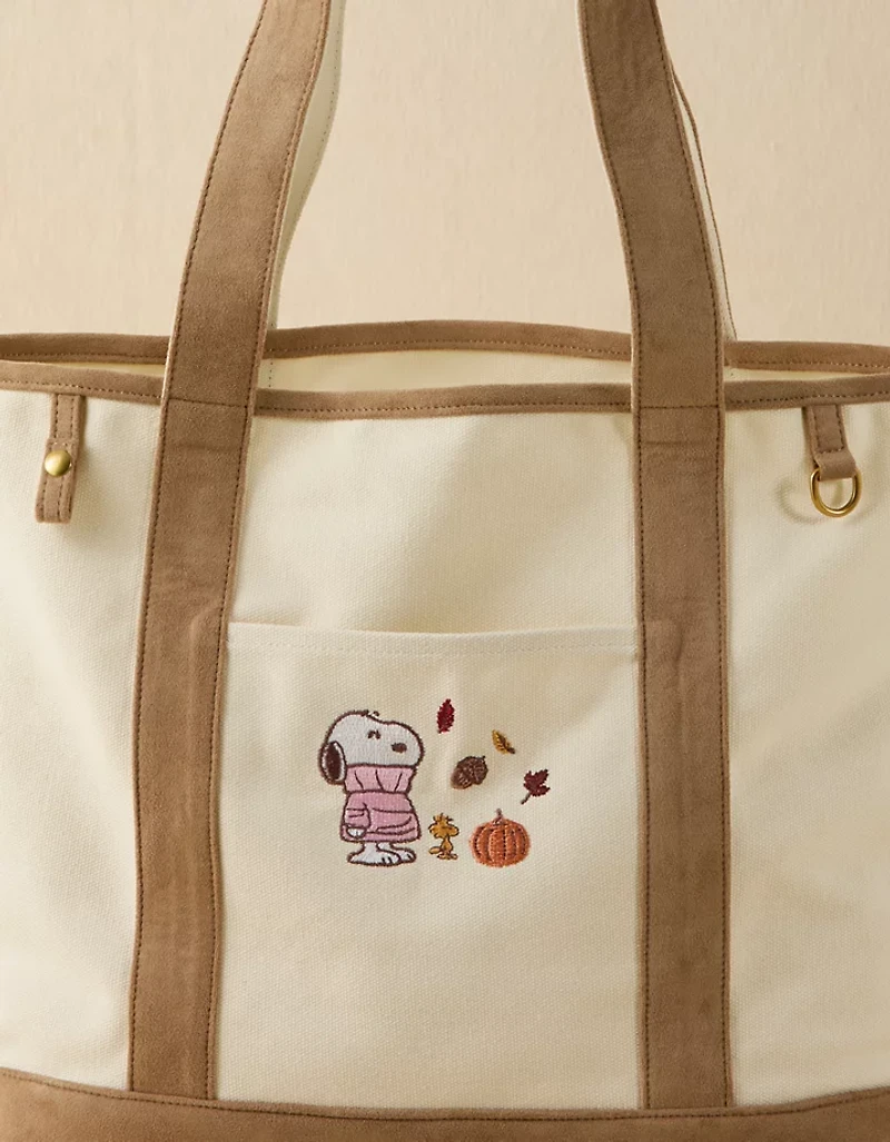 AE Off-Duty Snoopy Tote Bag