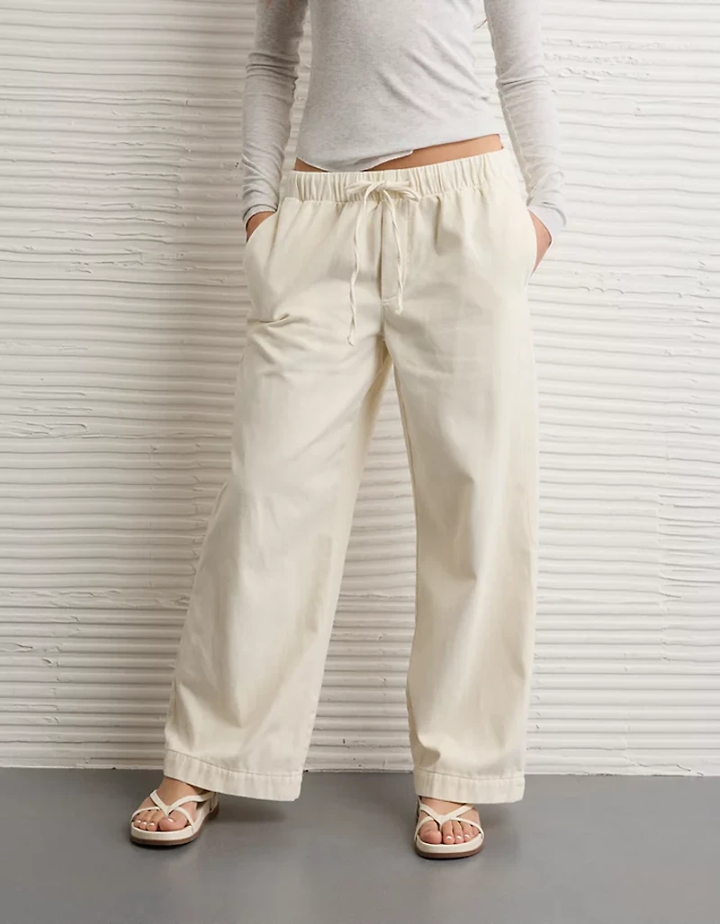 AE Cozy Dreamy Drape Low-Rise Ultra Wide-Leg Jean