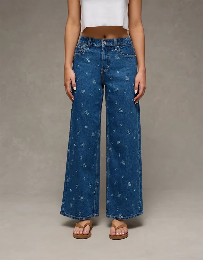 AE Dreamy Drape Strigid Super High-Waisted Embroidered Baggy Wide-Leg Jean