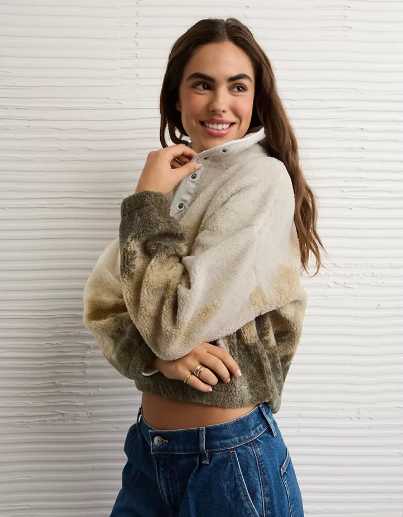 AE Sherpa Fleece Graphic Henley Sweatshirt