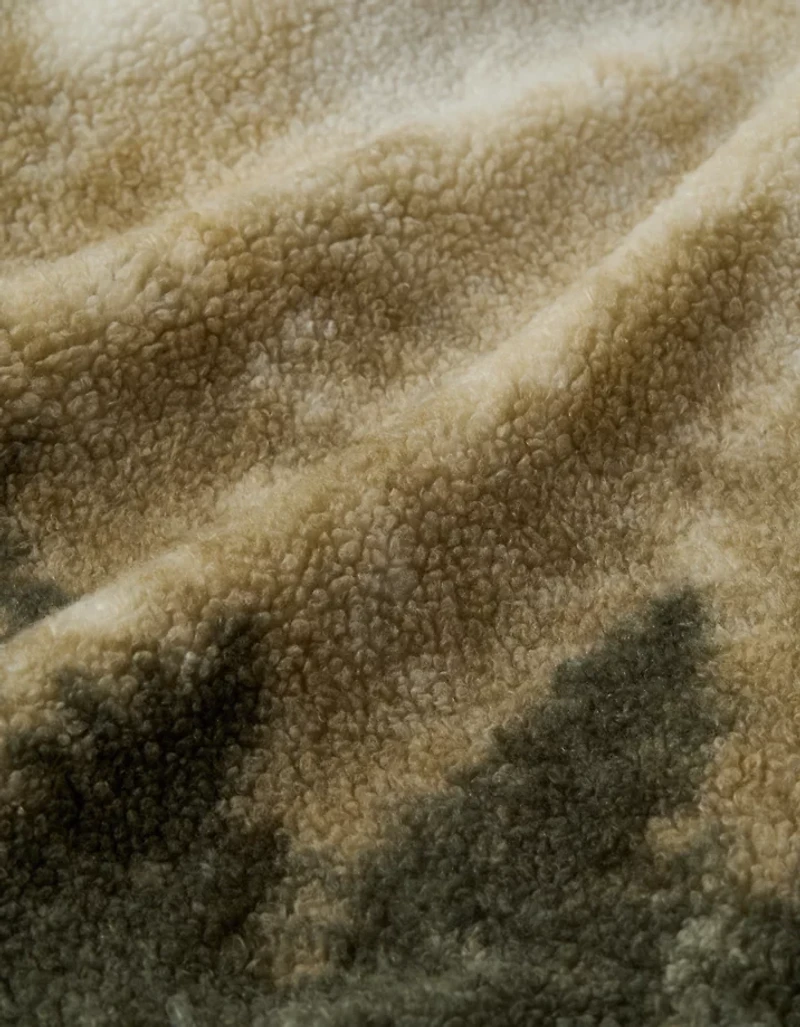 AE Sherpa Fleece Graphic Henley Sweatshirt