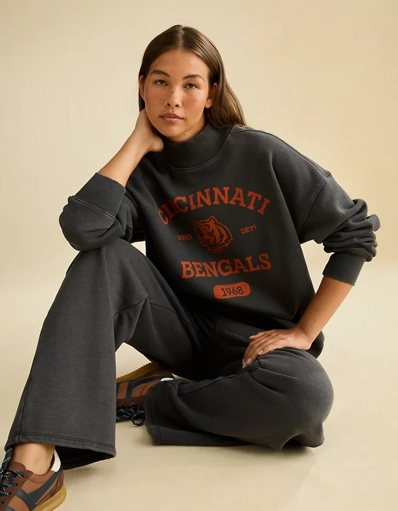 NFL Everyday Luxe Mock Neck Sweatshirt