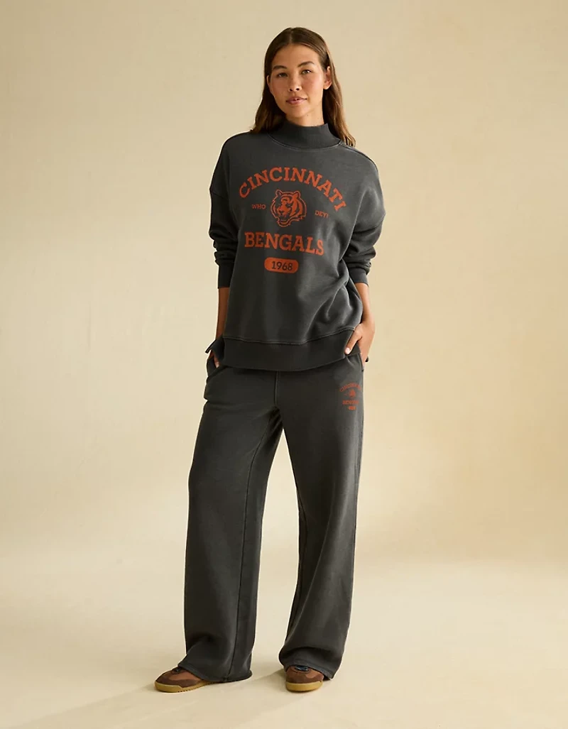 NFL Everyday Luxe Mock Neck Sweatshirt