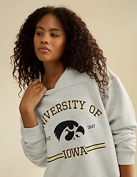 AE V-Neck Graphic Sweatshirt