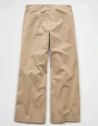 Pantalon kaki à jambe large et taille basse AE