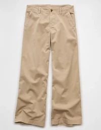 Pantalon kaki à jambe large et taille basse AE