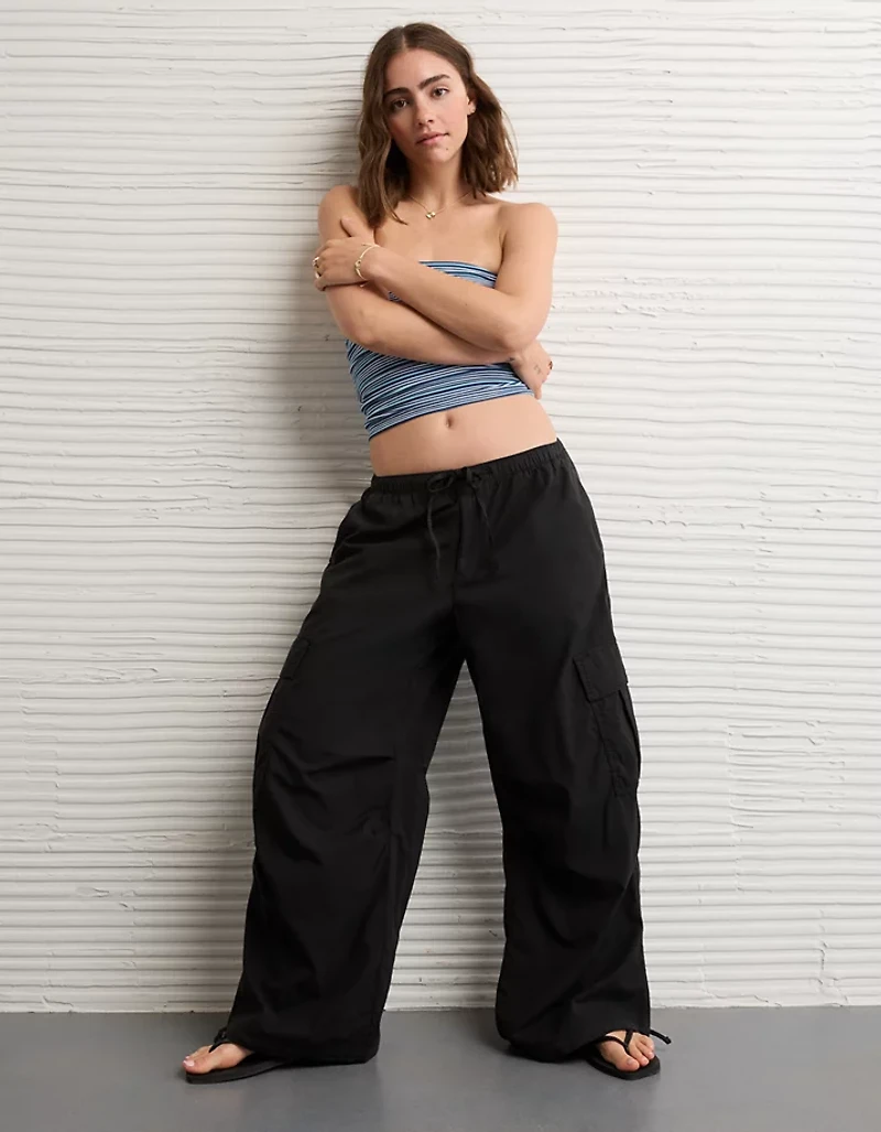 AE Low-Rise Baggy Cargo Parachute Pant