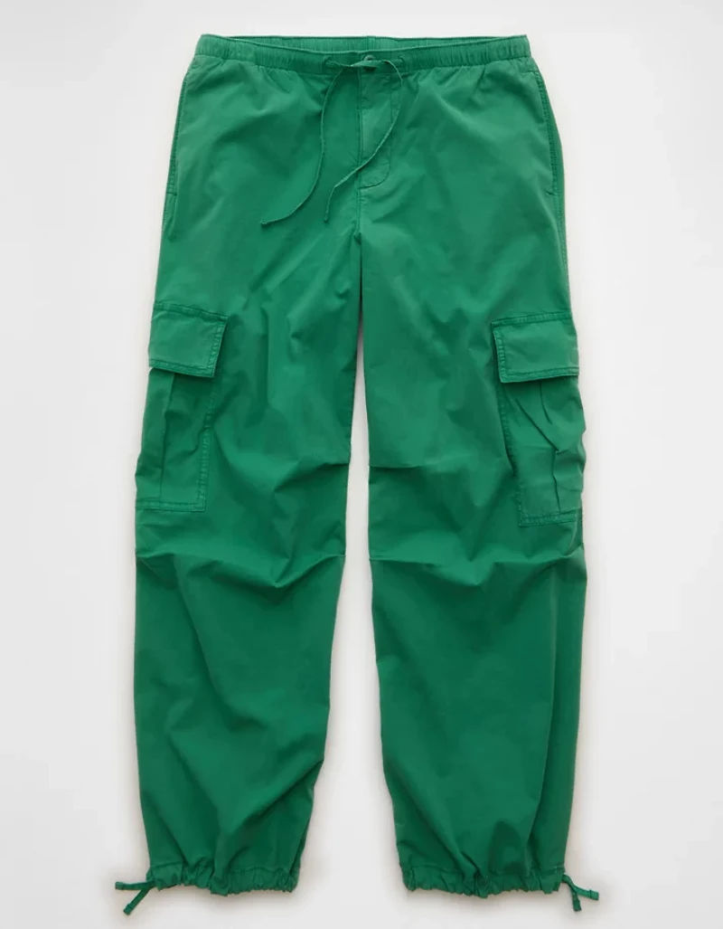 AE Low-Rise Baggy Cargo Parachute Pant