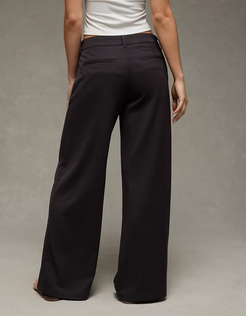 Pantalon à jambe très large et taille basse AE