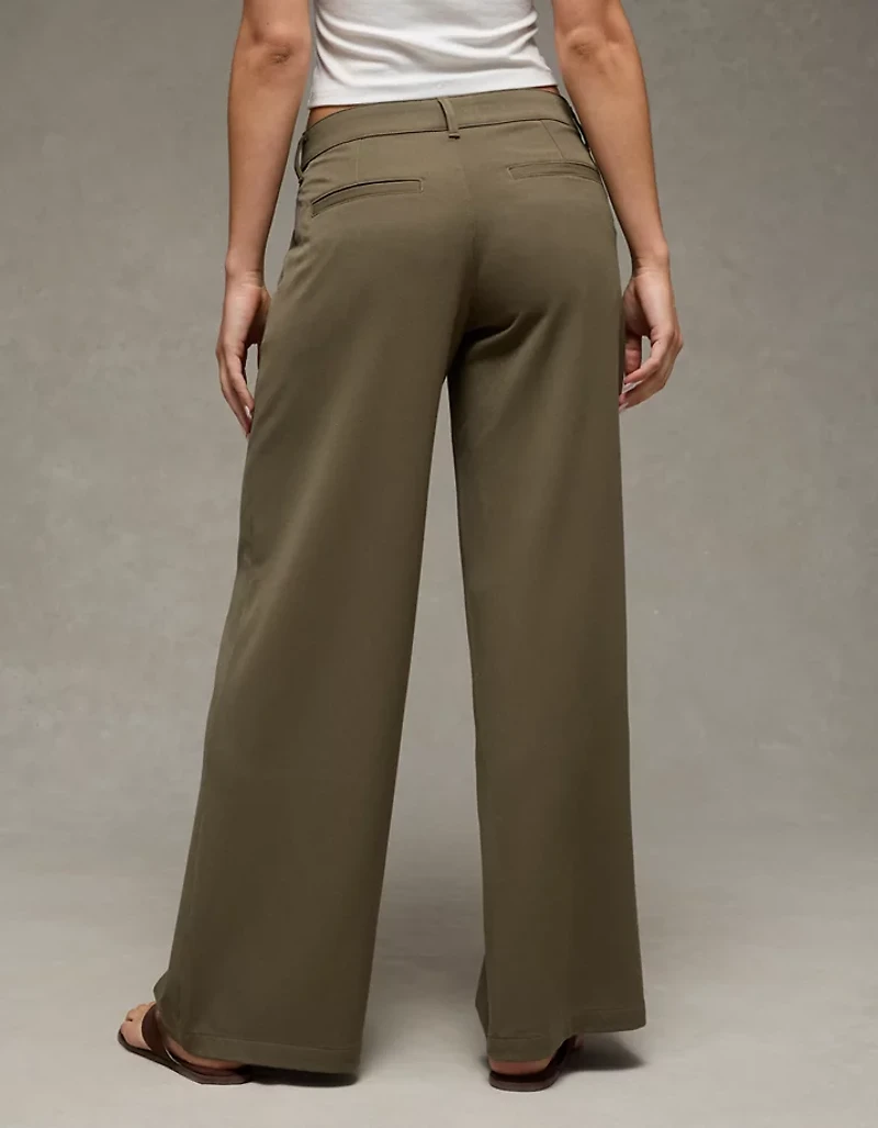 AE Low-Rise Ultra Wide-Leg Trouser