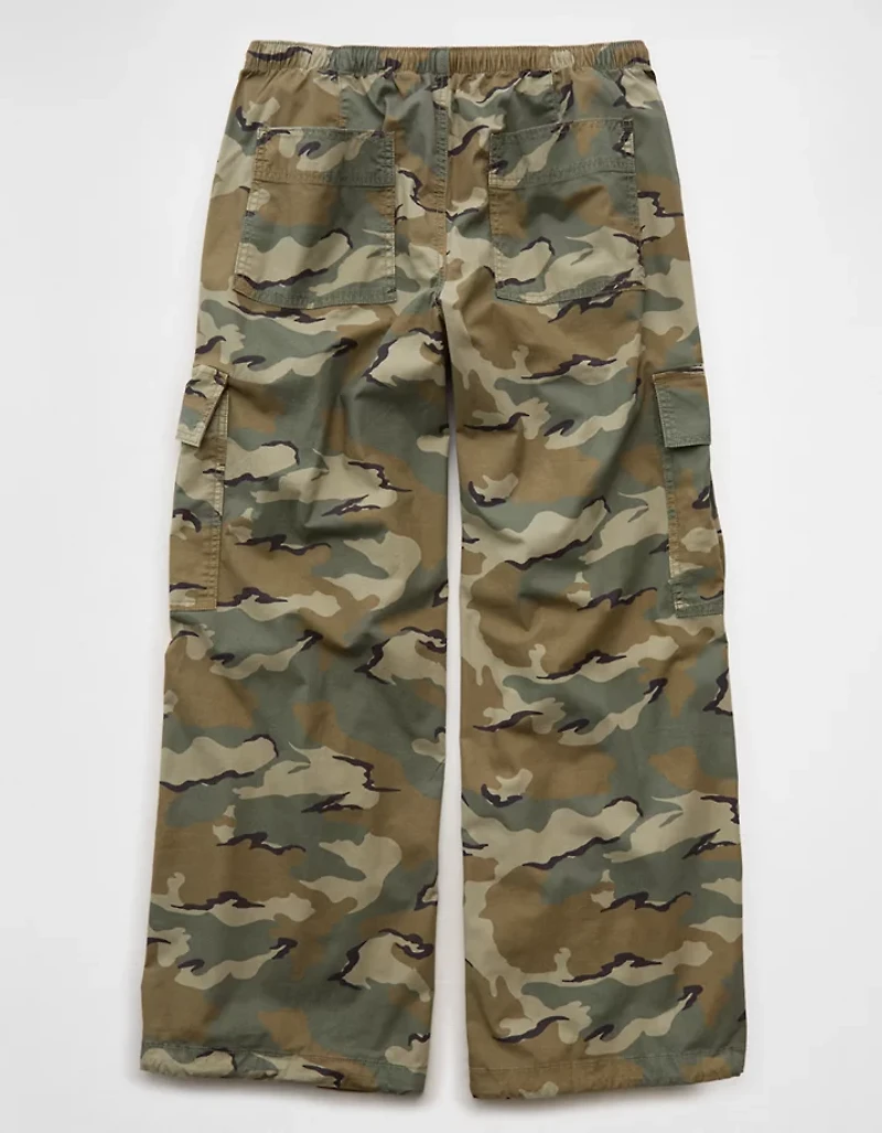 AE Low-Rise Baggy Cargo Parachute Pant