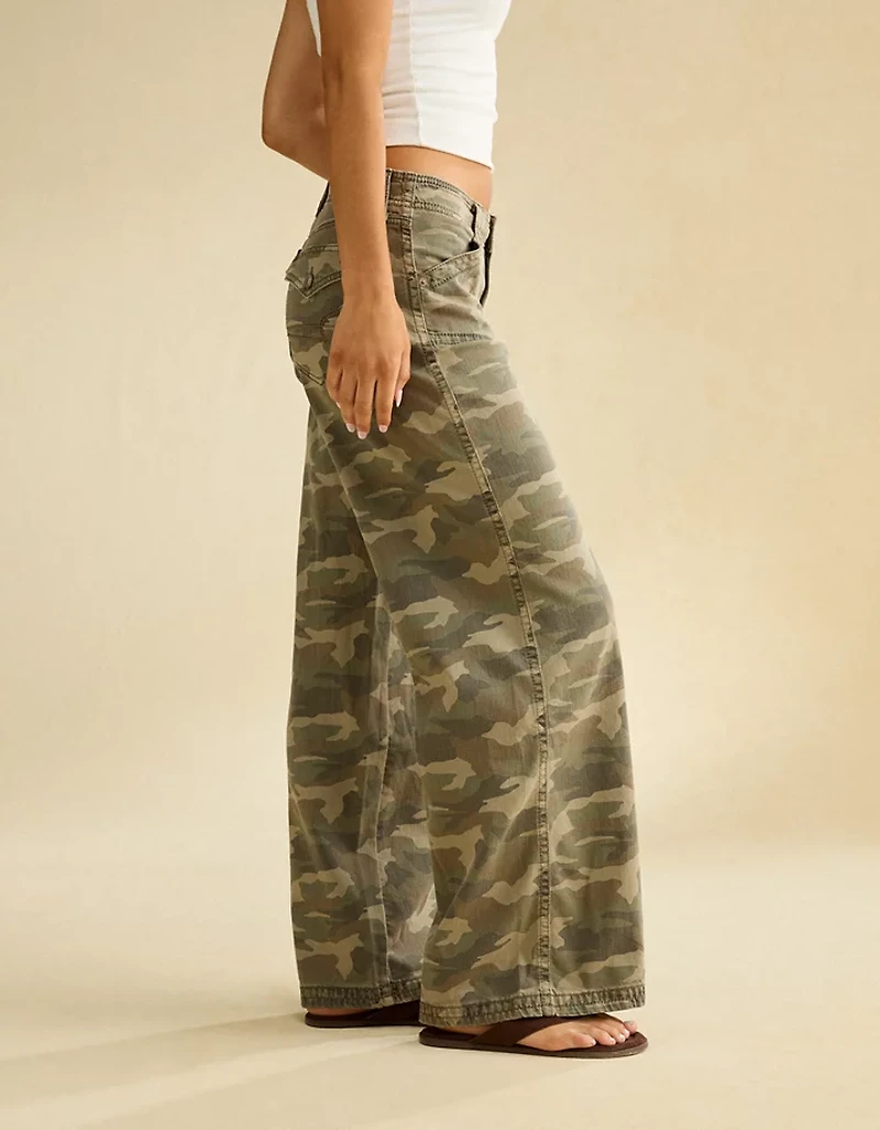 AE Dreamy Drape Stretch Low-Rise Ultra Wide-Leg Pant