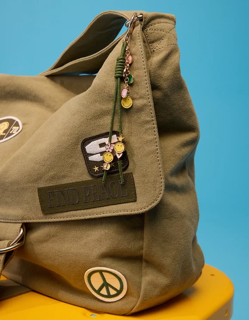 AE | Smiley® Keychain Bag Charm