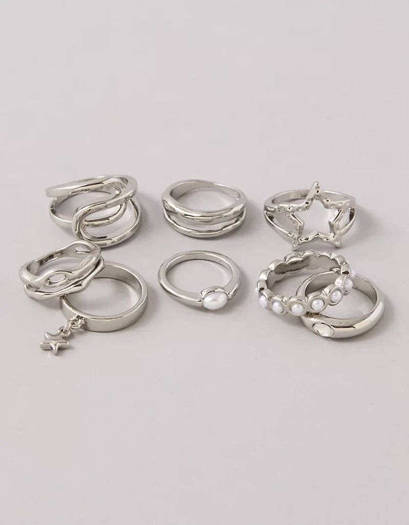 Emballage de huit bagues argentées AE