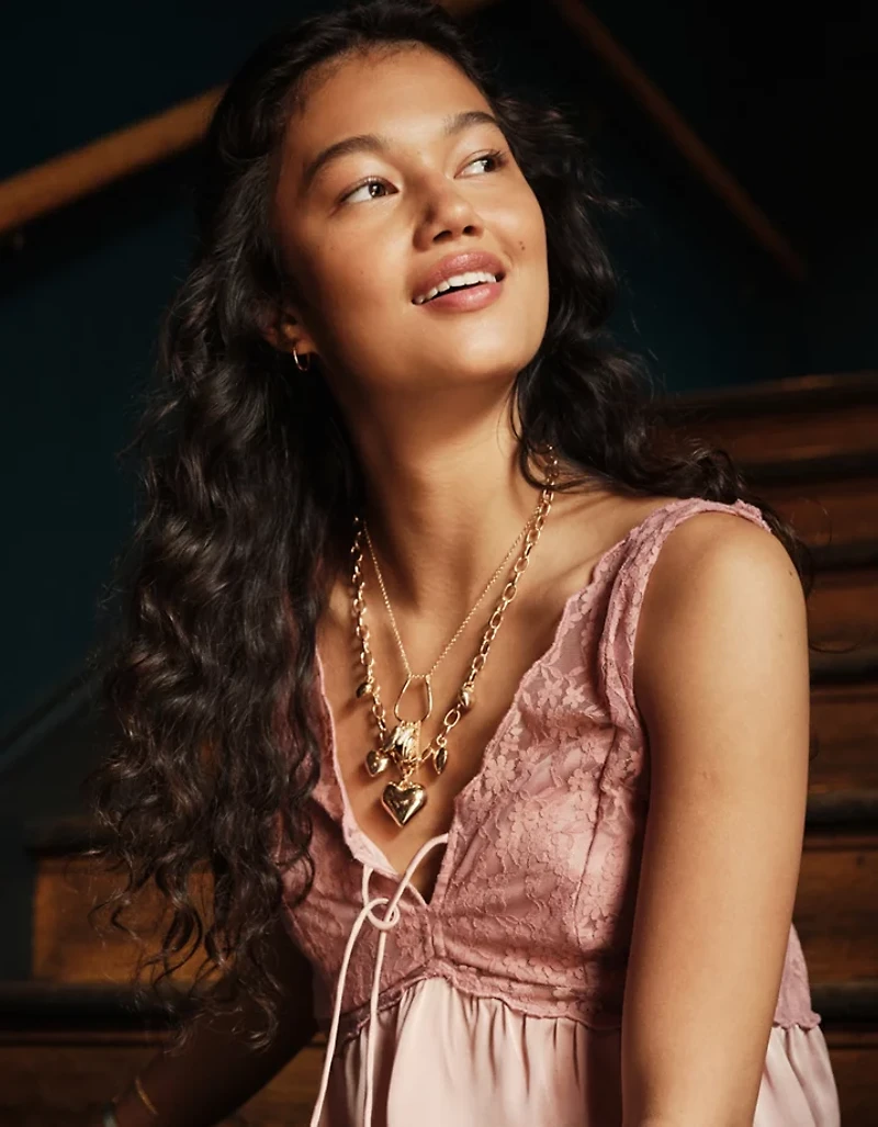 Collier à breloque matelassée en forme de cœur AEO
