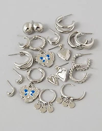 Emballage de neuf paires de boucles d’oreille avec boucles argentées AE