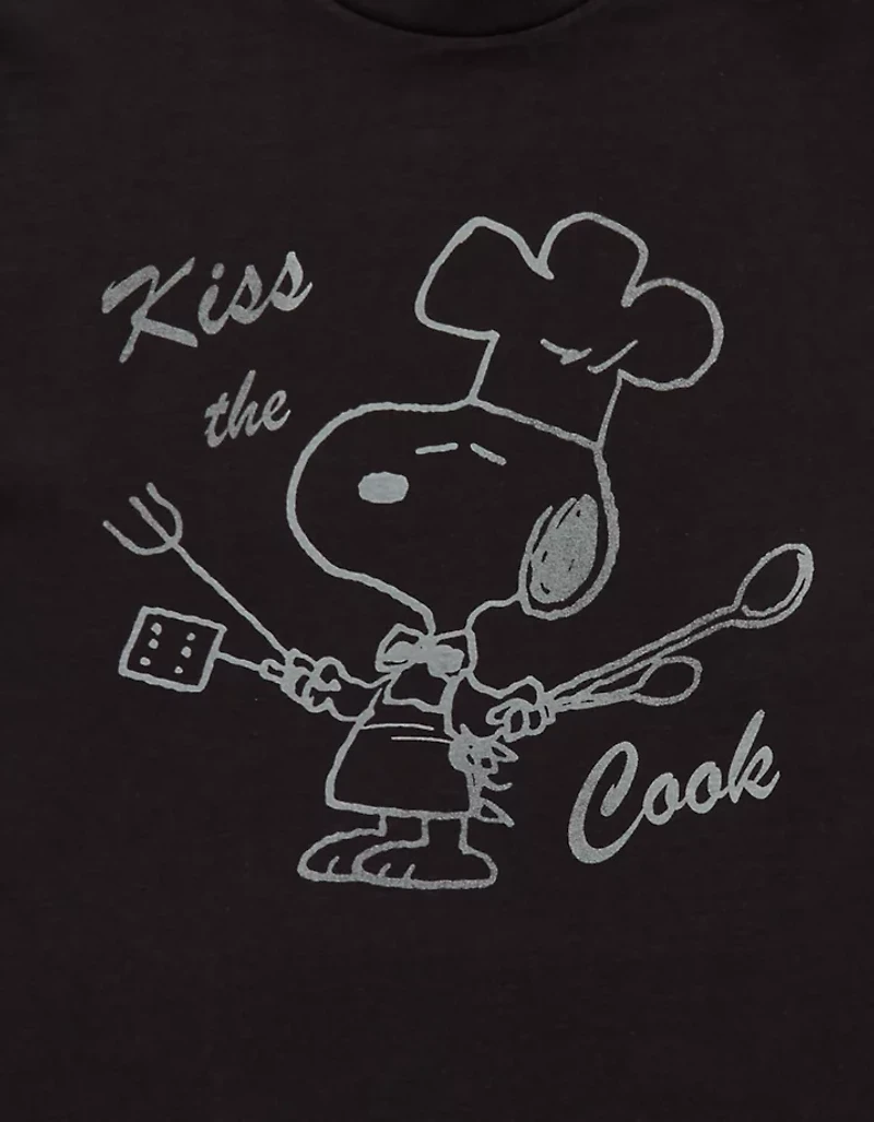 AE Standard Fit Snoopy Graphic T-Shirt