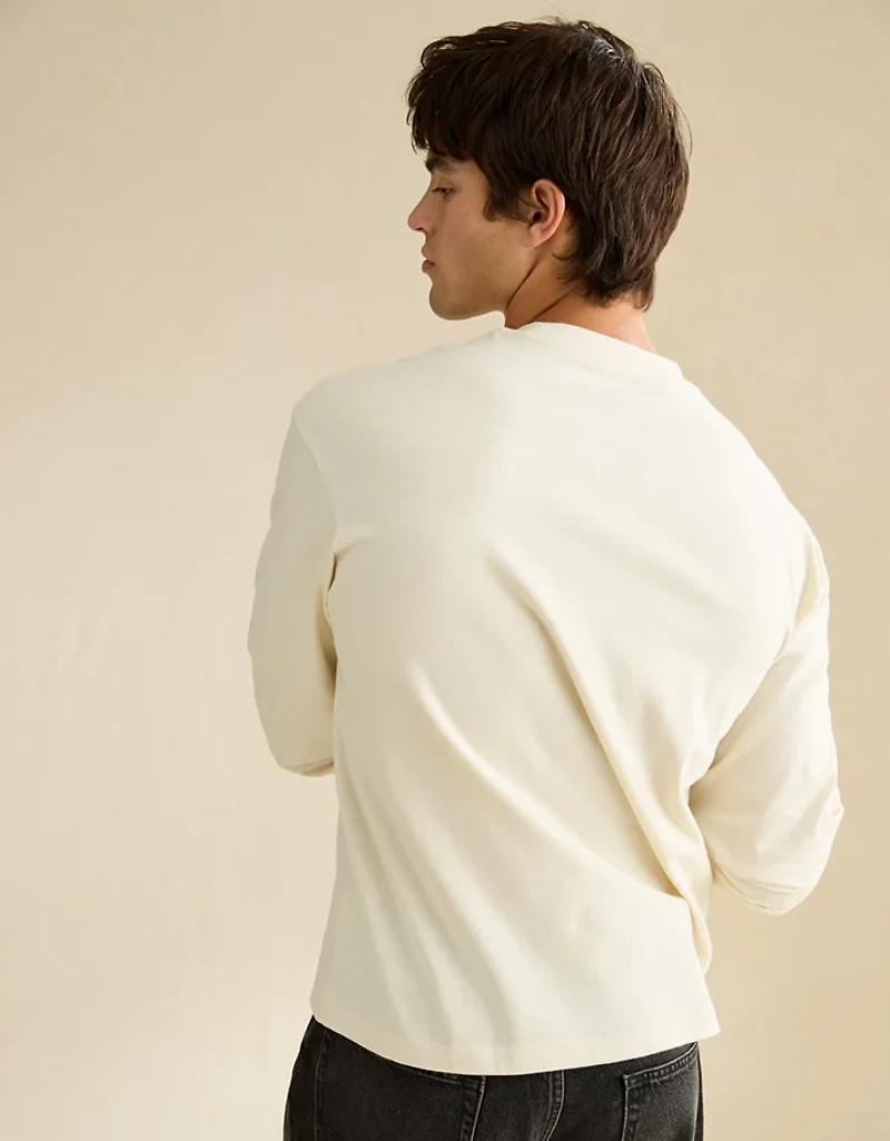 AE Boxy Fit Halloween Snoopy Long Sleeve Graphic T-Shirt